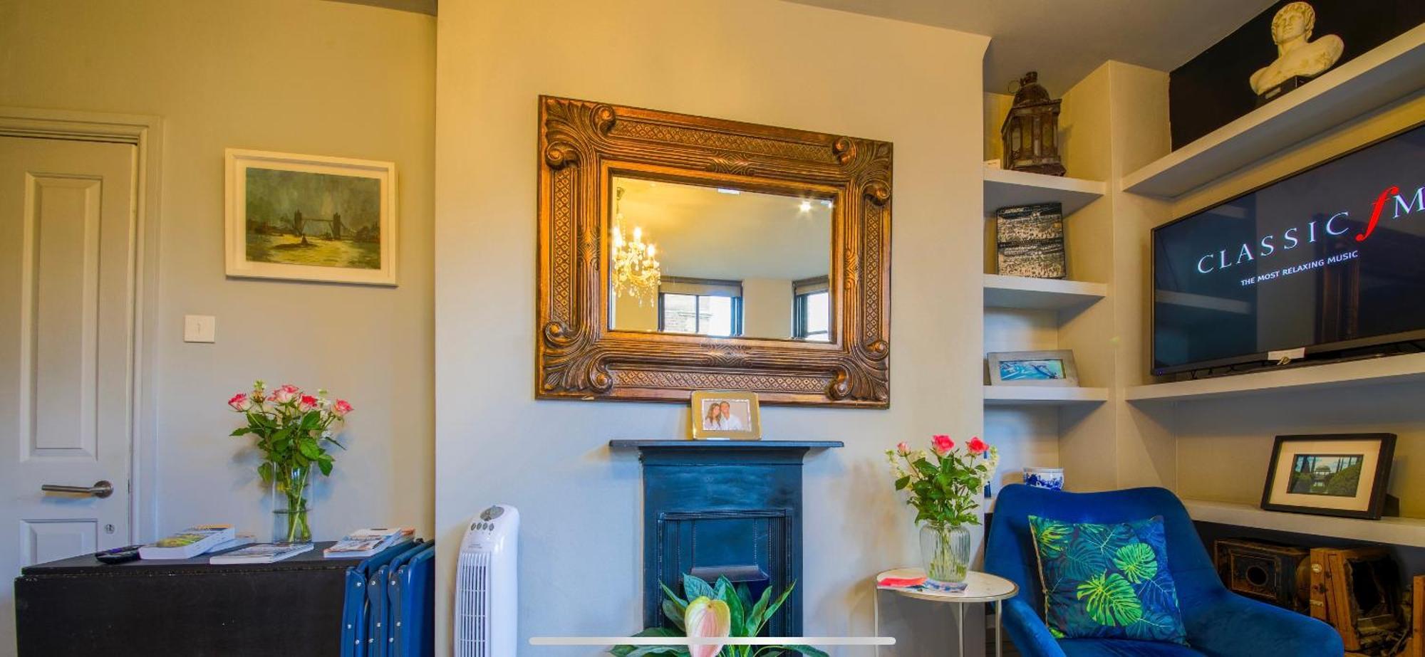 דירות לונדון Tower Bridge, Boutique, Shad Thames Butlers Wharf Secure Parking , Balcony View Of Shard, Luxury With Van Parking Upto 4 Vans Ideal For Builders Shopfitters Secure Cctv מראה חיצוני תמונה